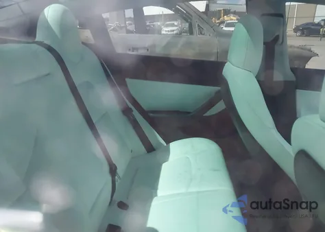 2018 Tesla Model 3 Long Range/Performance из США, поврежденный, VIN 5YJ3E1EB7JF100579